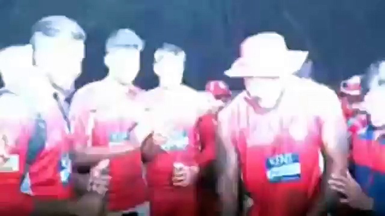 IPL 2018 - Preity Zinta Dance With Chris Gayle After Century - KXIP vs SRH