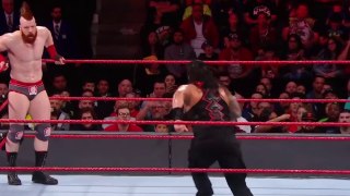 WWE Raw Roman Reigns vs. Sheamus