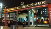 - Öğrenci yurdu önünde 1 kişiyi öldürüp 4 kişiyi yaralayan şahıs yakalandı