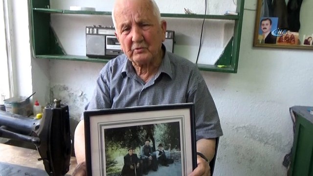 Asırlık makine ile 70 yıldır terzilik yapıyor