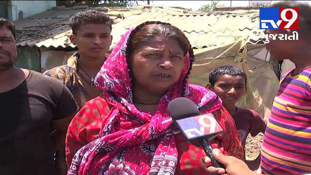 Govt.'s ring road plan leaves people homeless, people stage protest against the plan, Navsari-Tv9