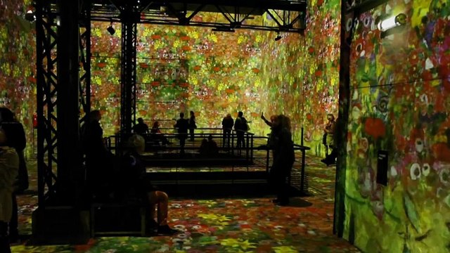 Klimt paintings go digital in new Paris expo