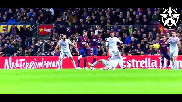những pha triệt hạ khiến Ronaldo, Messi và Neymar phải đổ máu