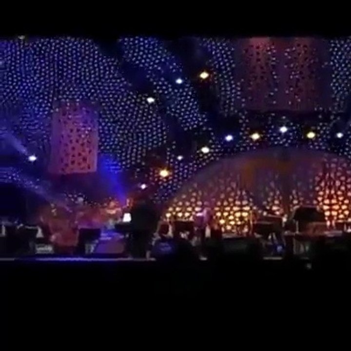 كنحمق عليكم وكنحبكم بزاف يا اهل المغرب وانتظركم في فضاء النهضة في مهرجان موازيين .. علوا الراية الحمرا ✈️✈️✌✌ احبكم .. #احلام #احلام_الشامسي #المغرب #مو