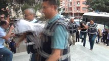 CHP İlçe Gençlik Kolları Başkan'ının da aralarında bulunduğu fuhuş çetesi tutuklandı