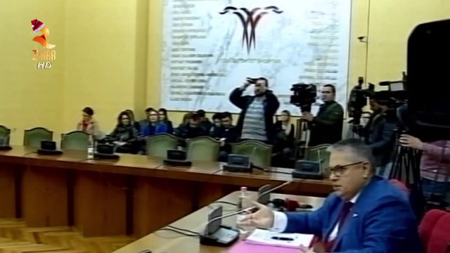 360° Gradë - 'LIGJET', NDËRPRESIN SEANCËN PËR 15 MINUTA, MUNGON OPOZITA