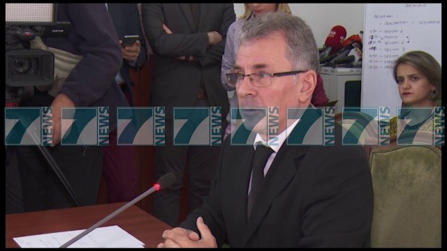 VISHO AJAZI LIKA DEKRETOHET AMBASADOR NE NATO, IGLI HASANI NE OSBE - News, Lajme - Kanali 11