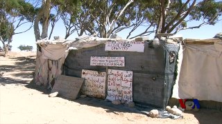在废弃的难民营 非洲“钉子户”不放弃梦想