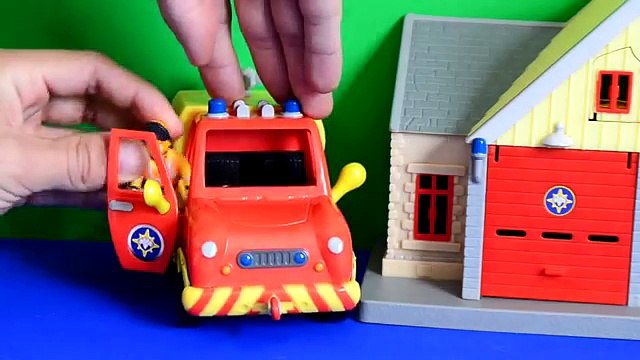 Fireman Sam Saves The Day Peppa pig Gotham city fire Jupiter Venus Firefighters Rescue