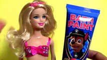 Barbie Cabelos Coloridos de Tinta - Como pintar os Cabelo da Boneca Barbie em Portugues Brasil