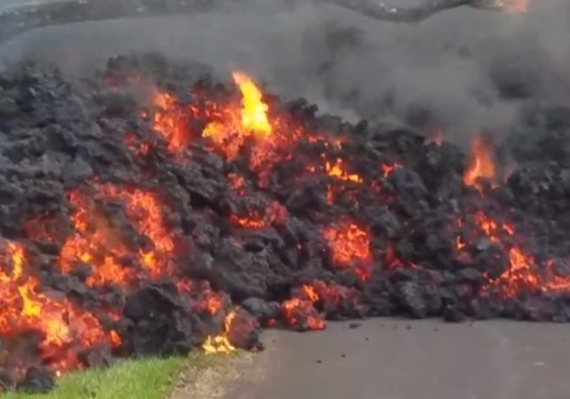 Residents Return to Retrieve Items in Lava-Ravaged Hawaiian Neighborhood