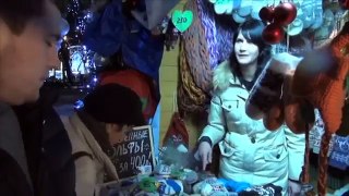 俄罗斯人在经济隐忧中庆祝新年
