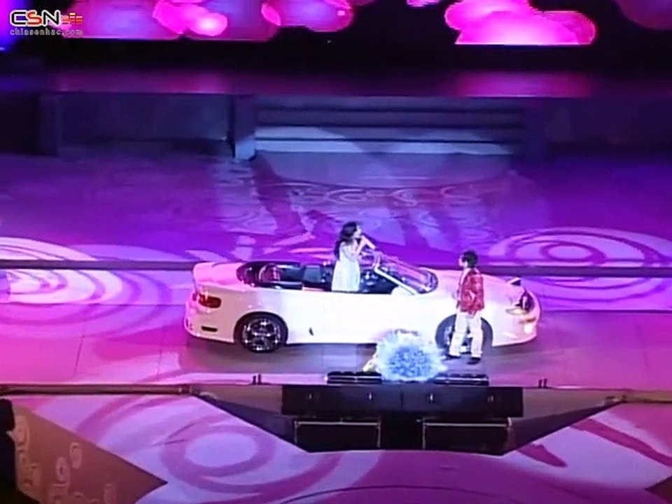 Hat Ru Tinh Yeu Live_ - Dan Truong_ Thuy [MP4 640x480]