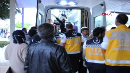 Diyarbakır Çermik'te Öğrenci Servisi Devrildi: 13'ü Öğrenci 15 Kişi Yaralandı