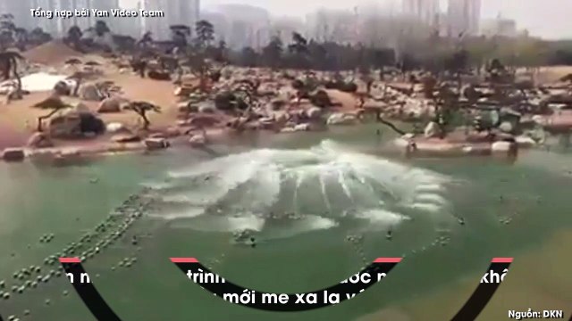 Màn trình diễn nhạc nước giữa lòng đại dương thôi miên hàng triệu trái tim vì quá đẹp