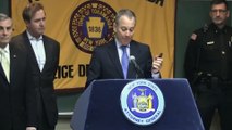 El fiscal general de Nueva York dimite ante acusaciones de abusos y malos tratos