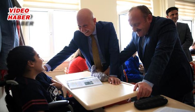 (8 Mayıs 2018) BAŞKAN ÇOLAKBAYRAKDAR, “ÇOCUKLARIMIZI DAHA GÜZEL BİR GELECEĞE TAŞIYACAĞIZ”