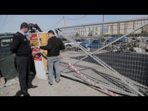 Ora News - Bashkia e Tiranës dhe Ministria e Mjedisit aksion për ‘varrezat’ e makinave