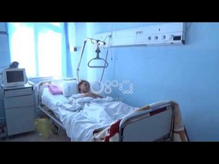 Ora News - Maternitetit të Lezhës i mungojnë medikamentet