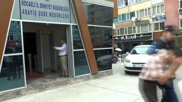Fuhuş çetesinin lideri engelli kadın çıktı