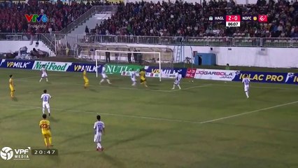 Henry ghi bàn thắng đầu tiên cho Nam Định mùa giải 2018