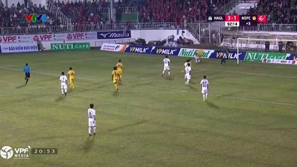 Benjamin ghi bàn thắng đầu tiên cho Nam Định mùa giải VLeague 2018