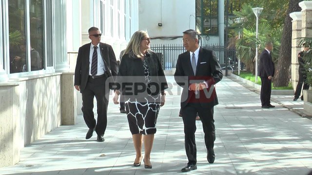 Report TV - Vettingu në fuqi, Kushtetuesja rrëzon padinë e gjyqtarëve