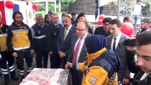 Alkol gözlüğü takan Vali Tutulmaz, boş kaleye penaltı atamadı - AFYONKARAHİSAR