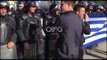 Ora News - Plani urbanistik - Himarë, nis shembja e banesave, banorët protestë me flamuj grekë