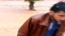 - Azez'deki Savaş Mağdurlarını Bu Kez Sel Vurdu- Yüzlerce Çadır Sel Sularına Kapıldı