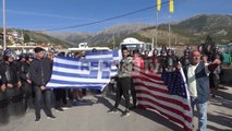 Report TV - Himarë, prishen 8 nga 22 objekte banorët përplasen me policinë