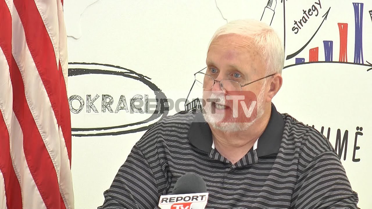 Report TV - Planifikuesi urban në Kaliforni ​për Report Tv:Rrugët duhen rregulluar