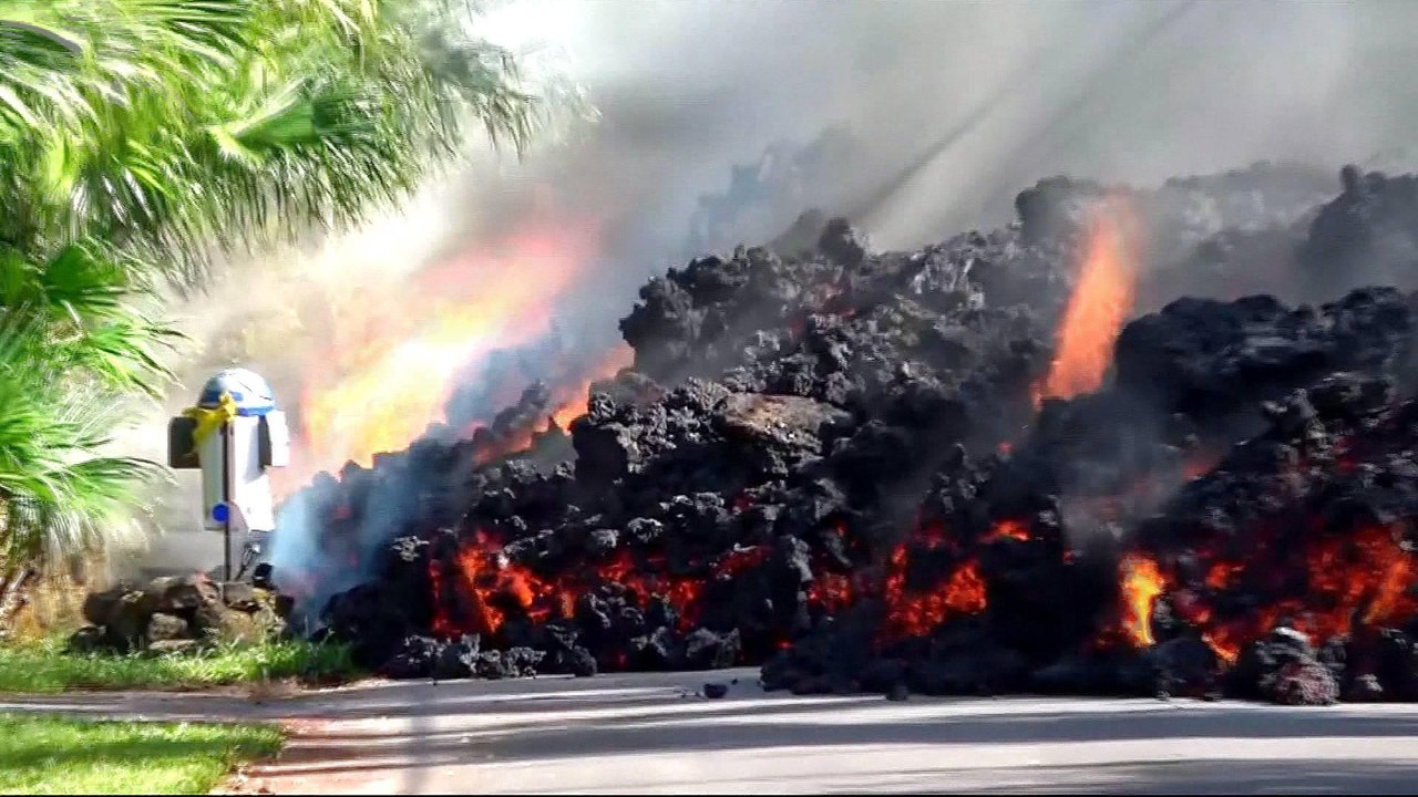 Hawaii volcano:  More lava destroys homes