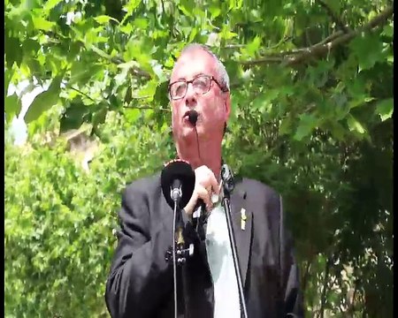 Xerrada de Vicent Partal a peu del Departament d'Interior (cinquena part)