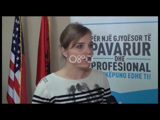 Ora News - Vettingu, mblidhet në Dibër forumi për informimin e qytetarëve