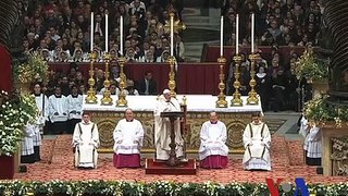 教宗方济各在梵蒂冈主持圣诞夜弥撒