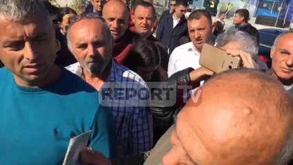 Report TV - Greqia bllokim 14 orë pikave kufitare, ankohen qytetarët