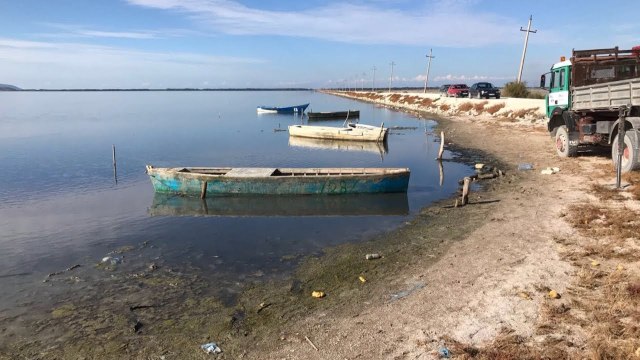 Report TV - Gjuetia e paligjshme,sekuestrohen 10 varka në Lagunën e Nartës