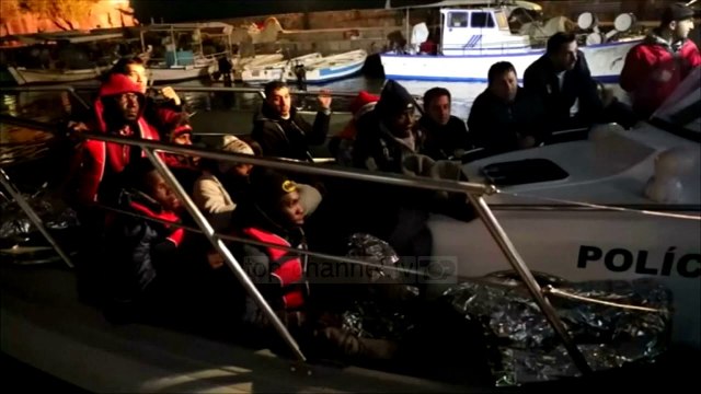 Emigrantët, në ishujt e Greqisë kampet janë të tejmbushur - Top Channel Albania - News - Lajme