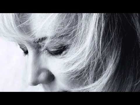 Maria José Carrasqueira / Ernesto Nazareth - Odeon (Tango para piano)