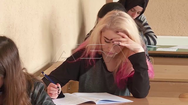 Rritja 5% e pagës nuk i zgjidh problemet në arsim dhe shëndetësi