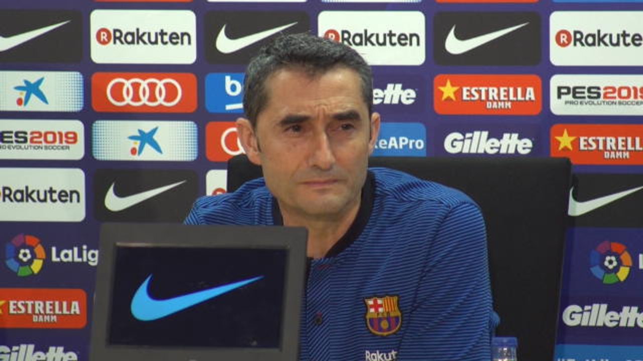 Messi talking to the referee is normal - Valverde
