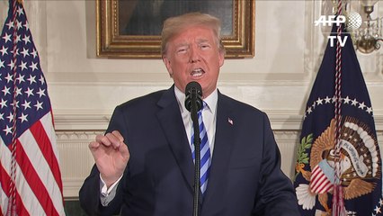 Trump confirma saída do acordo nuclear com Irã