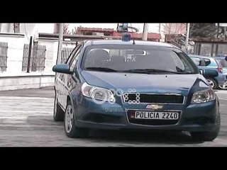 Ora News – Korçë, sherr me thika brenda në shkollë, plagoset nxënësi