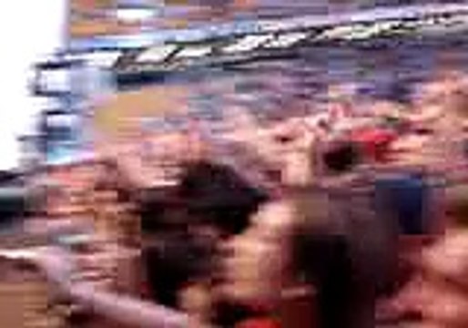Muse - Time is Running Out, Ericsson Stadium, Big Day Out, Auckland, New Zealand 1/16/2004