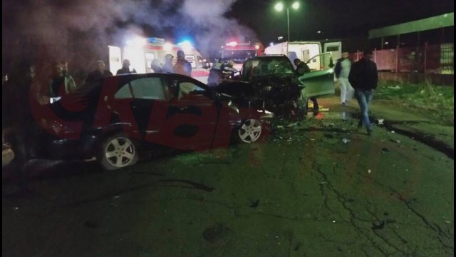 Pamjet e aksidentit tek “Kthesa e Arbanes” ku vdiqen dy persona
