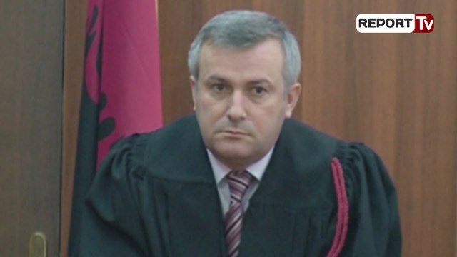 Report TV - Ekskluzive-dokumenti/Në hetim pasuror 9 gjyqtarë e prokurorë