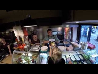 Why Not - Erion Veliaj përgatit sufllaqen më të çuditshme të porositur në Tiranë