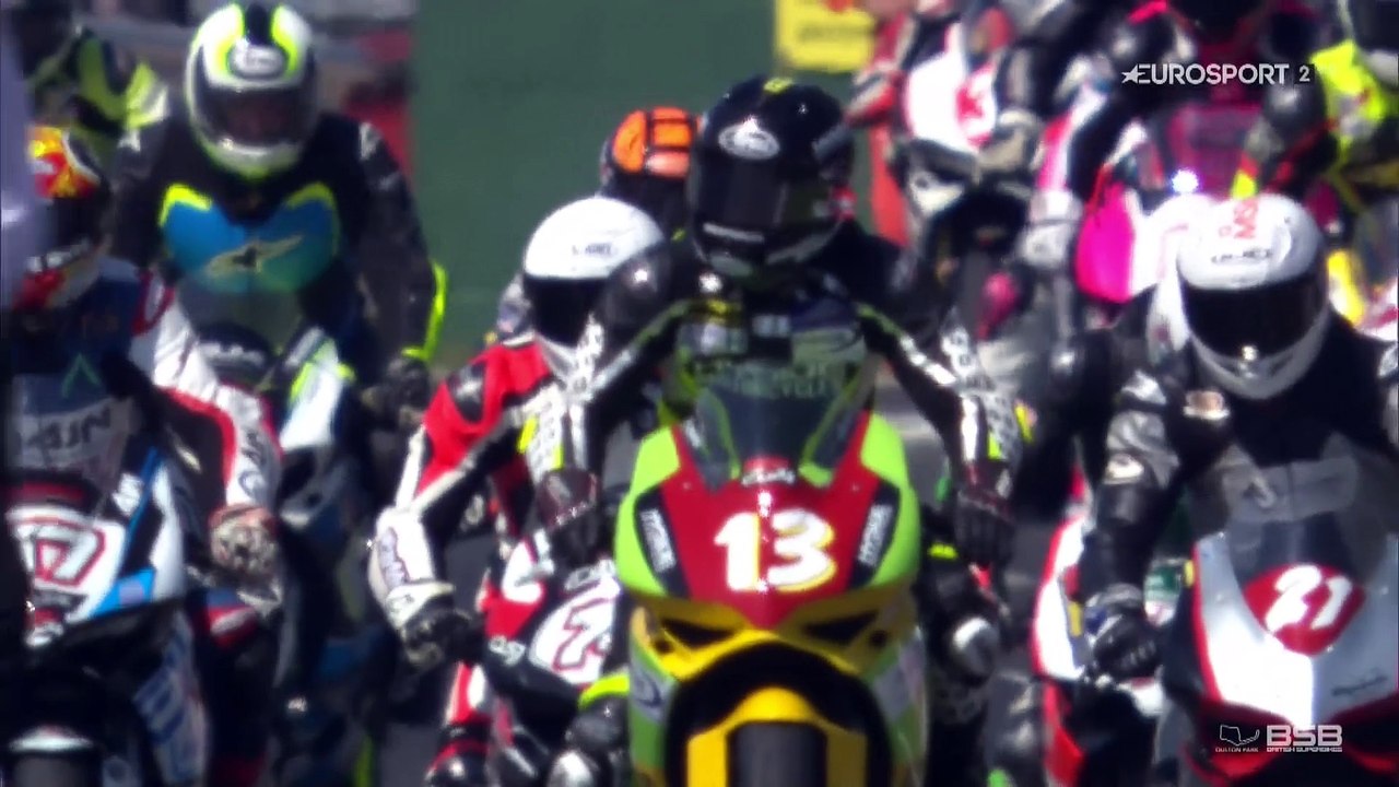 2018 Ducati TriOptions Cup - Oulton Park - Round 3 - Race 2