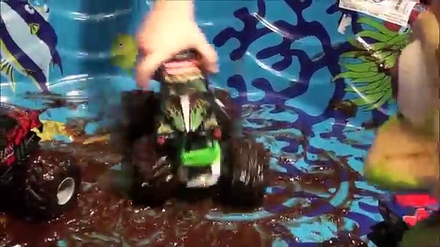 SURPRISE EGGS MONSTER TRUCKS part 9 HOT WHEELS BBQ STUNT SHOW JAM